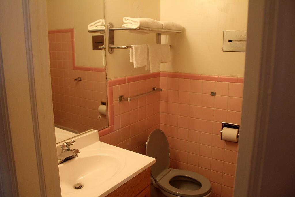 Super 7 Motel Колумбія Екстер'єр фото